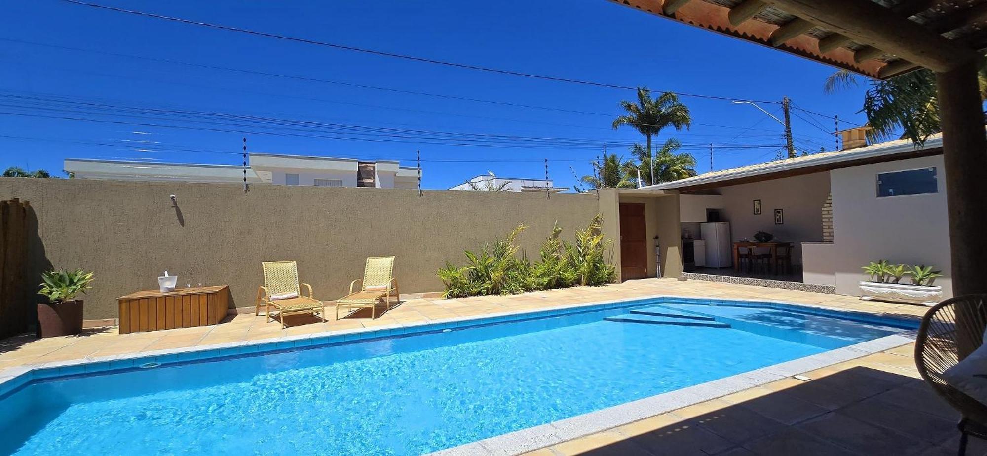 Casa Aconchegante Com Piscina Em Taperapuan Casa de férias